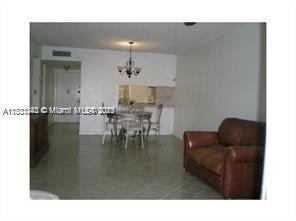 3900 Nw 76th Ave - Photo 10