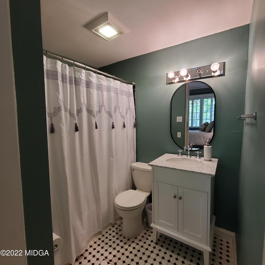 3295 Ingleside Avenue - Photo 22