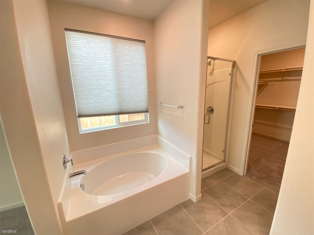 2081 Skipping Stone Way - Photo 14