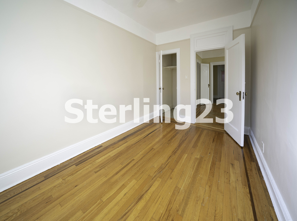 24-15 28th Street - Photo 15