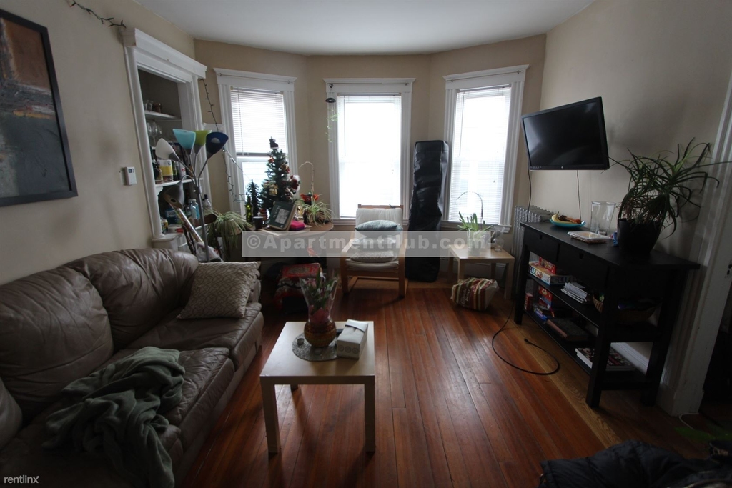 10 Cambridge Terrace Apt 3 - Photo 0