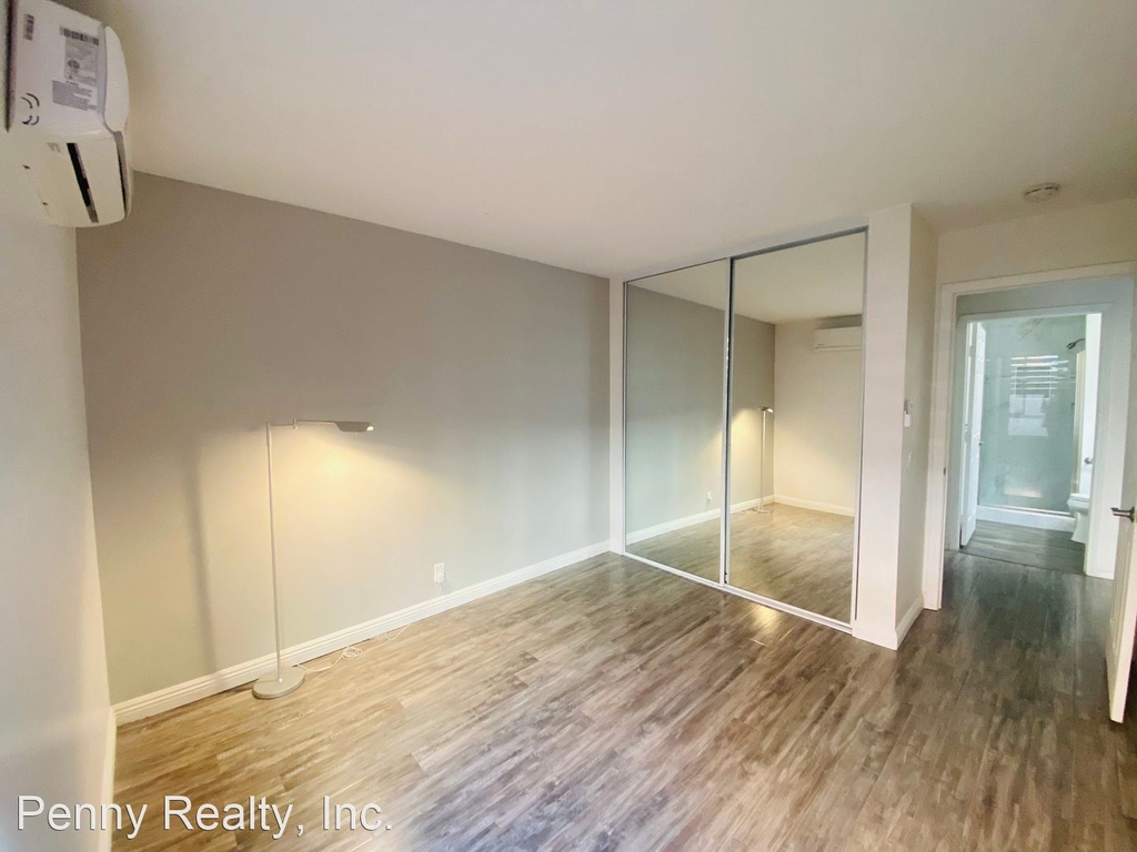 5540 Lindo Paseo Apt #3 - Photo 8