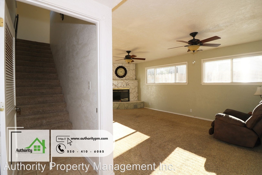 3525 Elizabeth Way - Photo 21