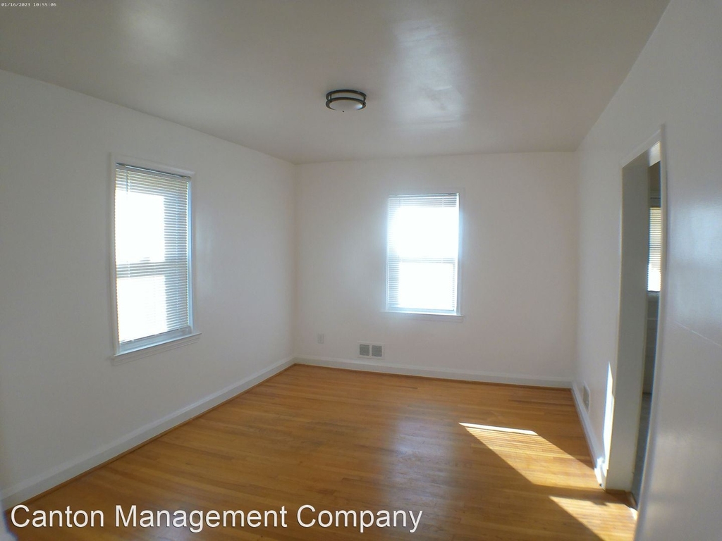 1317 E Northern Parkway - Photo 3