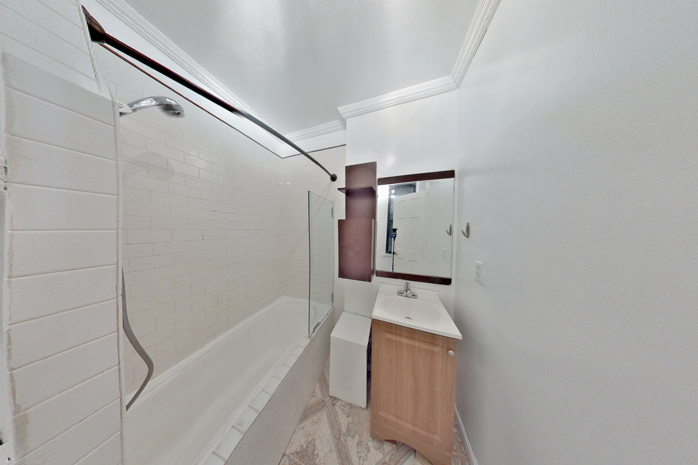 607 East 11th Street - Photo 14