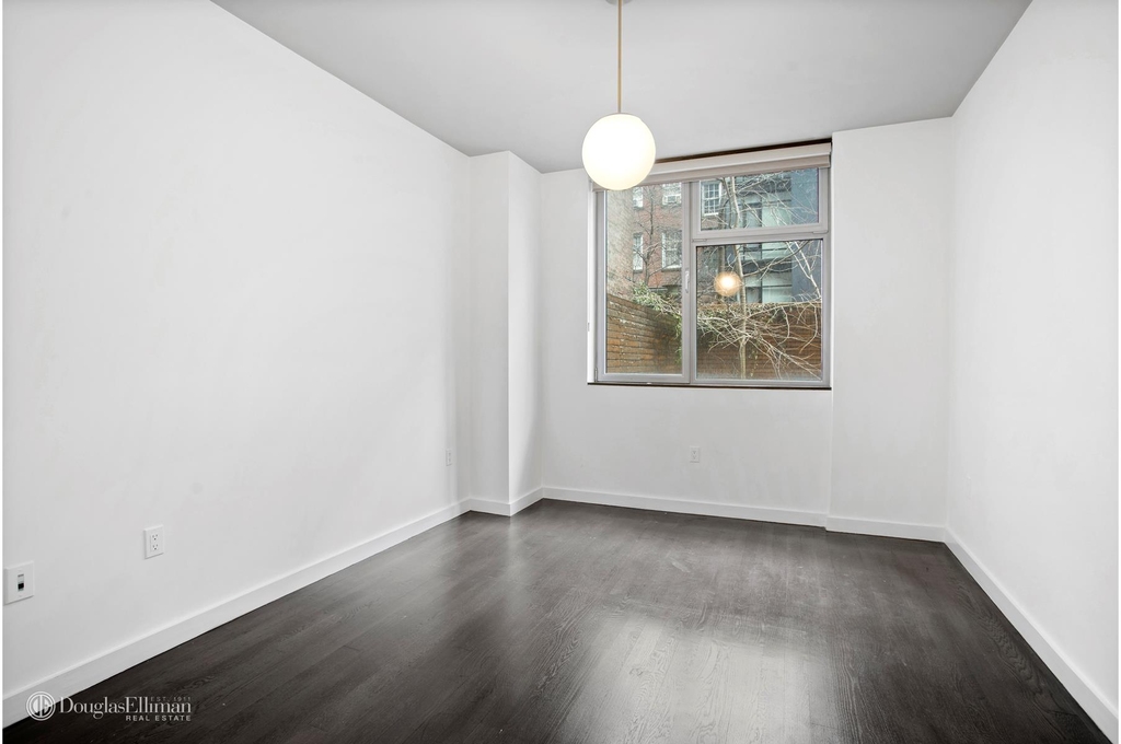 333 W 14th St - Photo 1