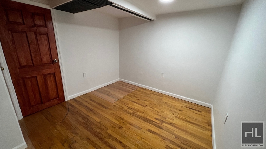 718 East 39 Street - Photo 12