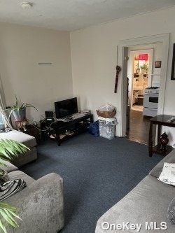 32 Carman Street - Photo 2