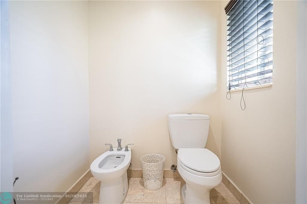 2840 Ne 22nd Ct - Photo 31