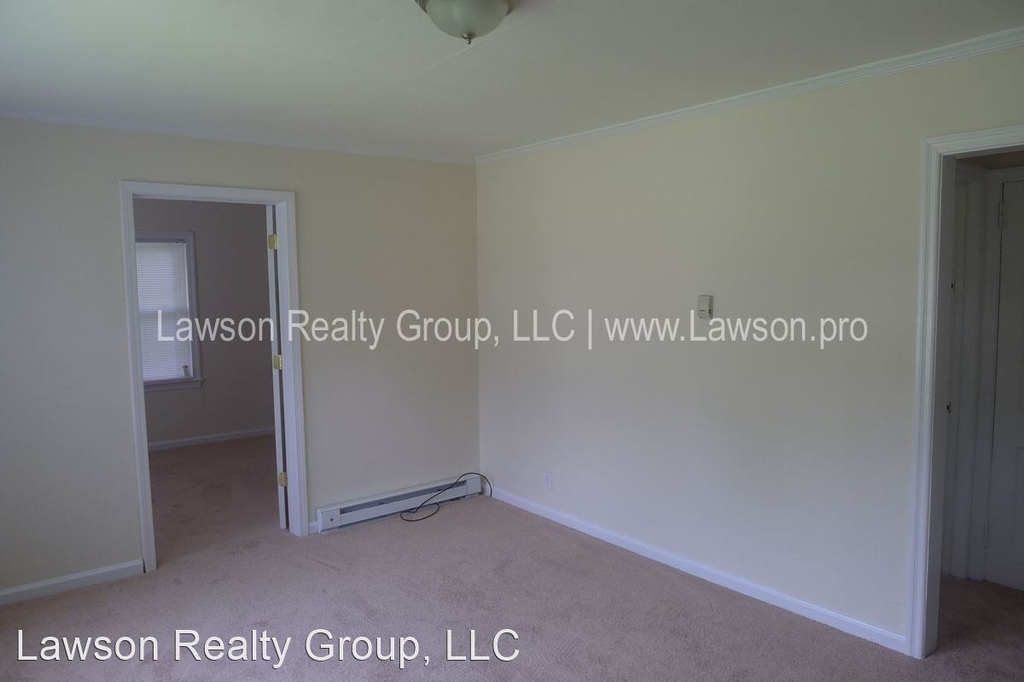 2916 Glenrose Ave Nw - Photo 1