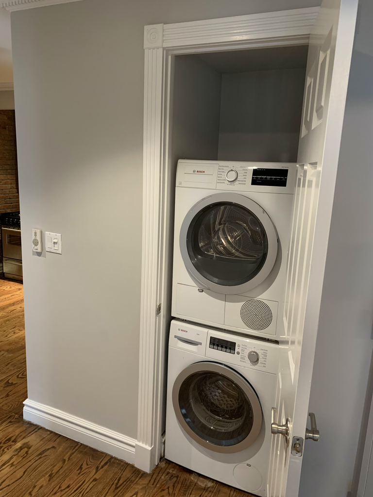 424 East 9th Street - Photo 6