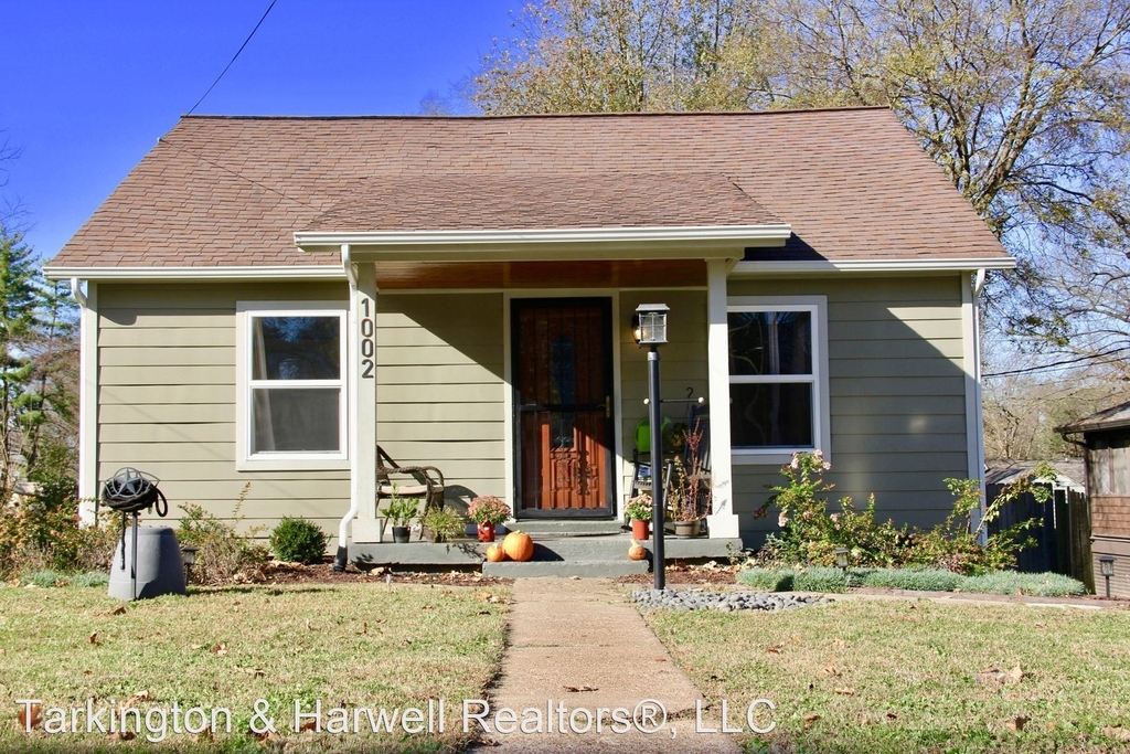 1002 Meridian Street - Photo 0