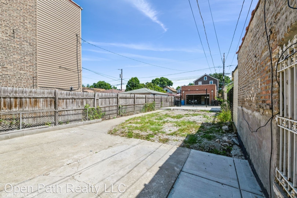 2141 N. Laramie Ave - Photo 12