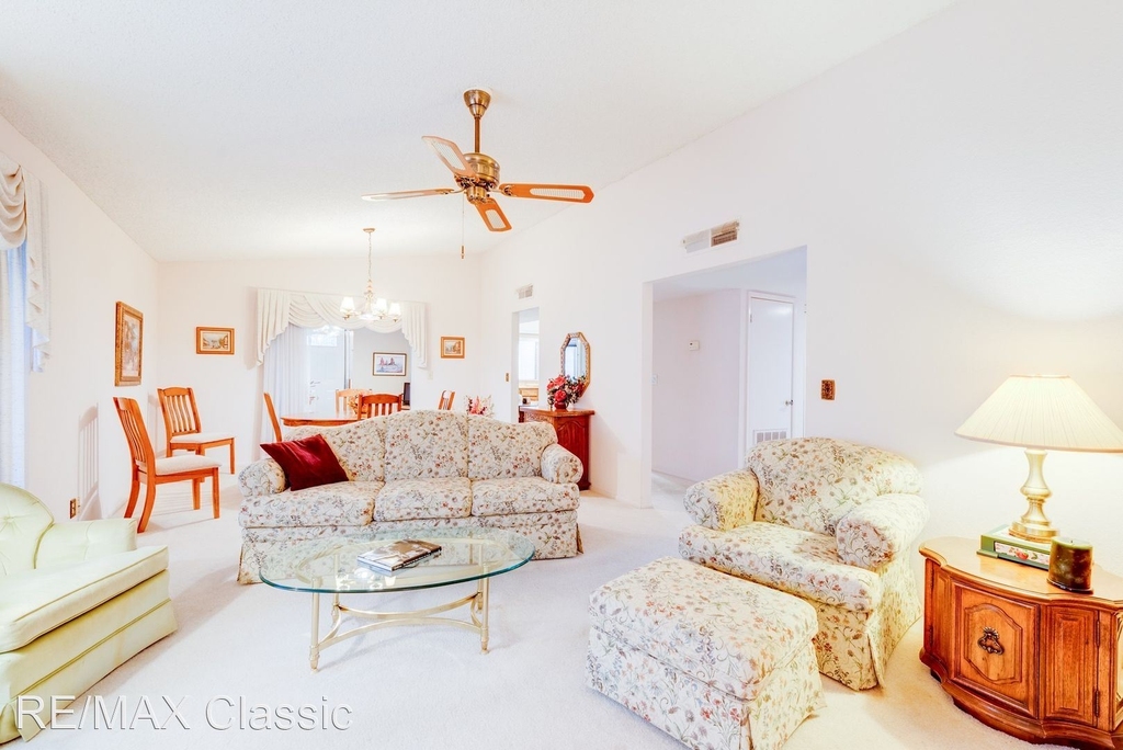 1238 Leisure World - Photo 10