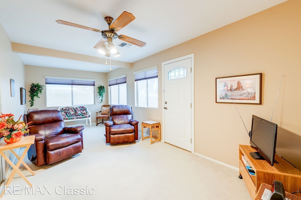 1238 Leisure World - Photo 13