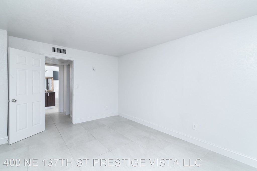 400 Ne 137th Street - Photo 2