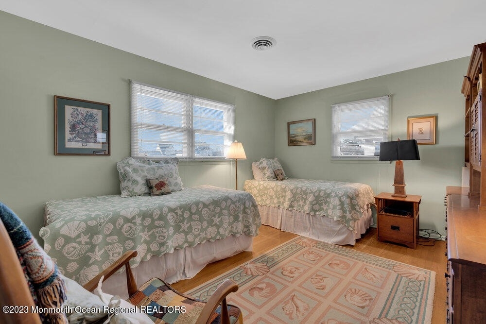 7 Howell Avenue - Photo 21