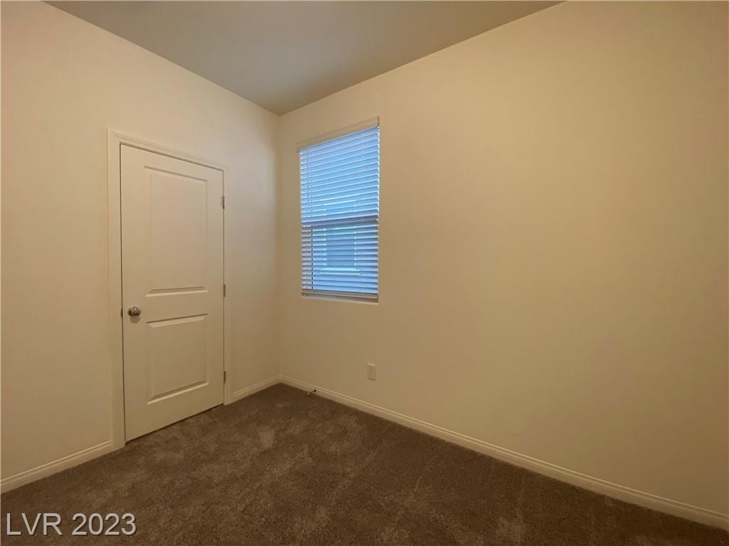 5746 Prima Street - Photo 8