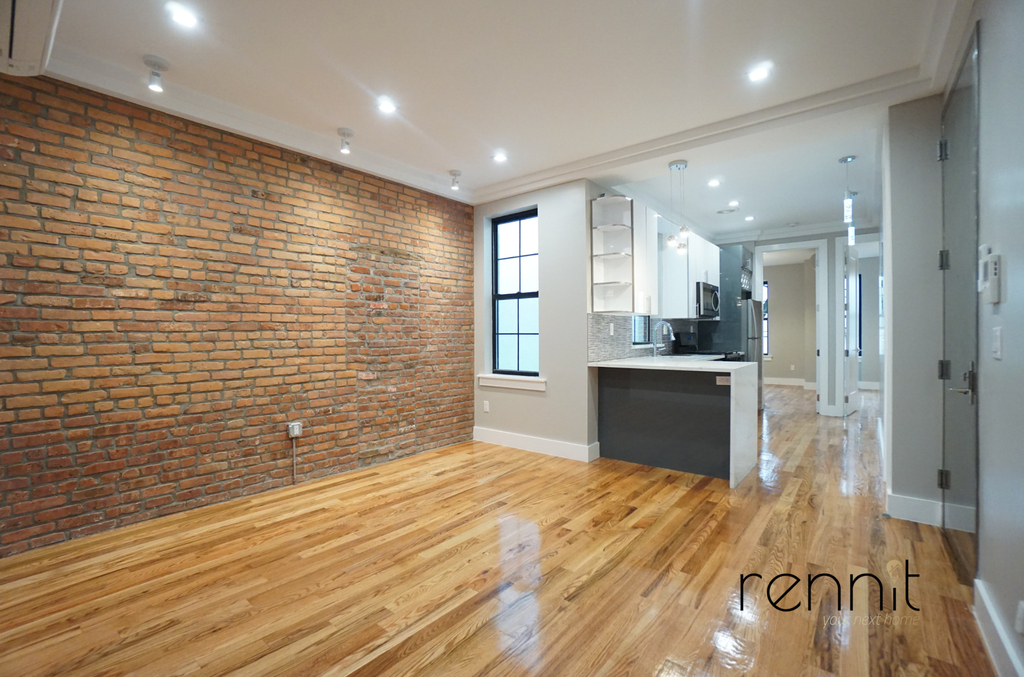 246 St Nicholas Avenue - Photo 1