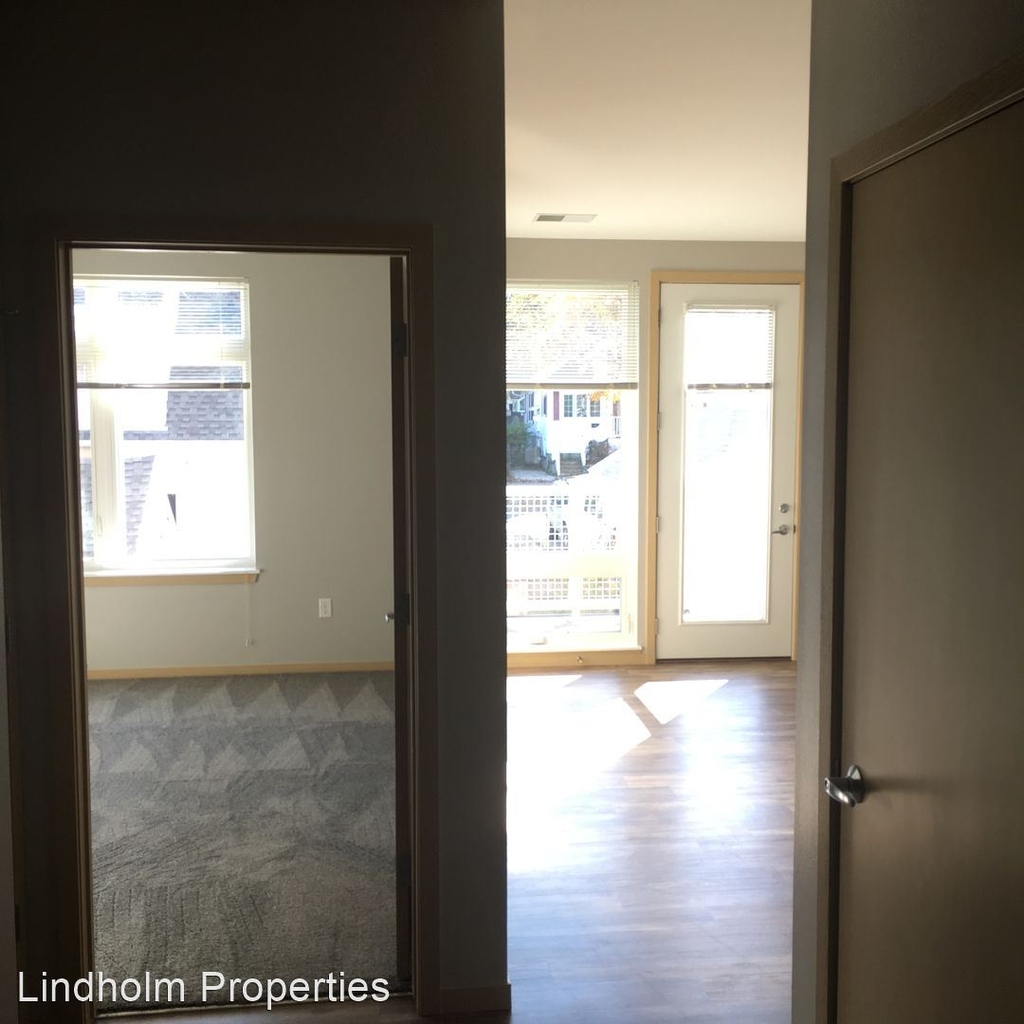 408 Highland Avenue - Photo 6