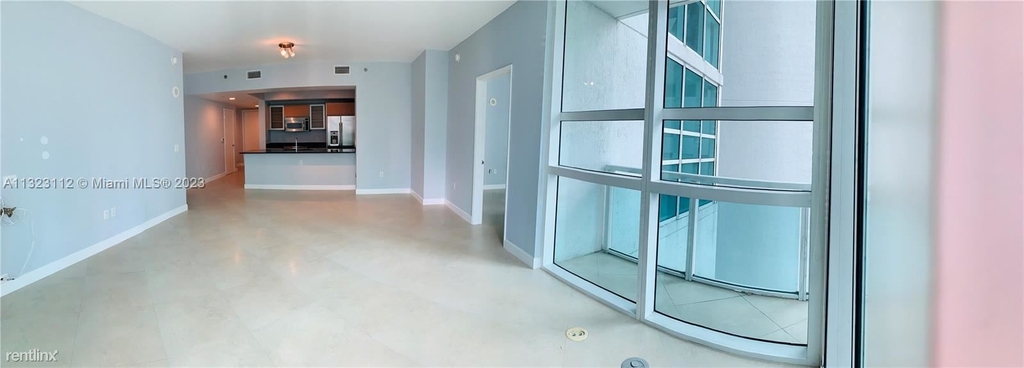 951 Brickell Ave - Photo 4