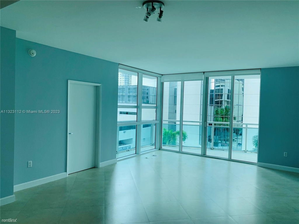 951 Brickell Ave - Photo 8