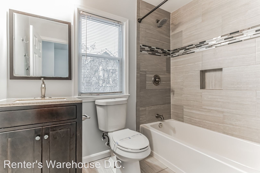 4626 Hayes Street Ne - Photo 7