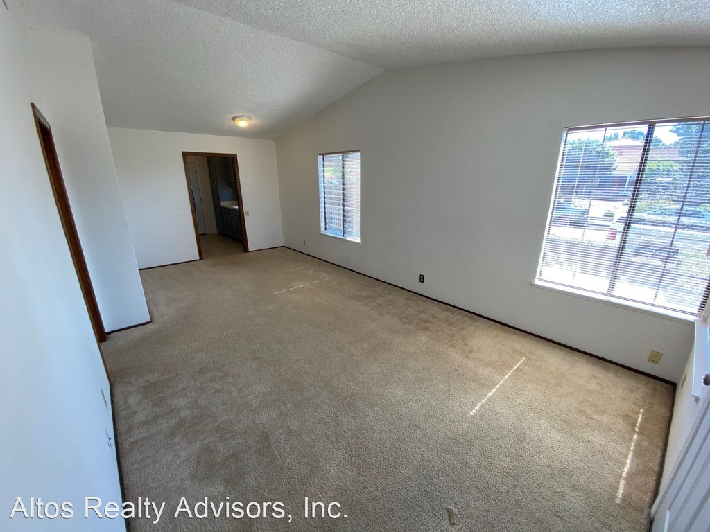 2886 D'amico Drive - Photo 3