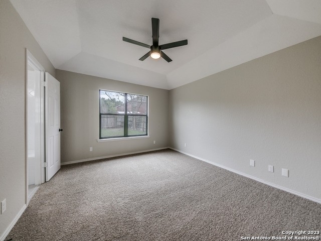 9218 Shadow Crest Dr - Photo 6