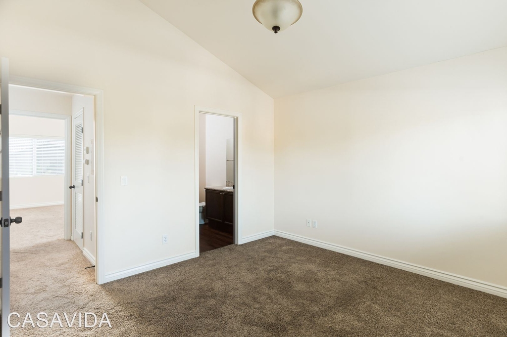 1357 W.9th Avenue - Photo 5