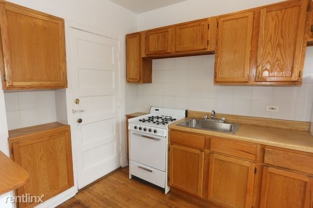 3257 W. Wrightwood, Unit B3 - Photo 1