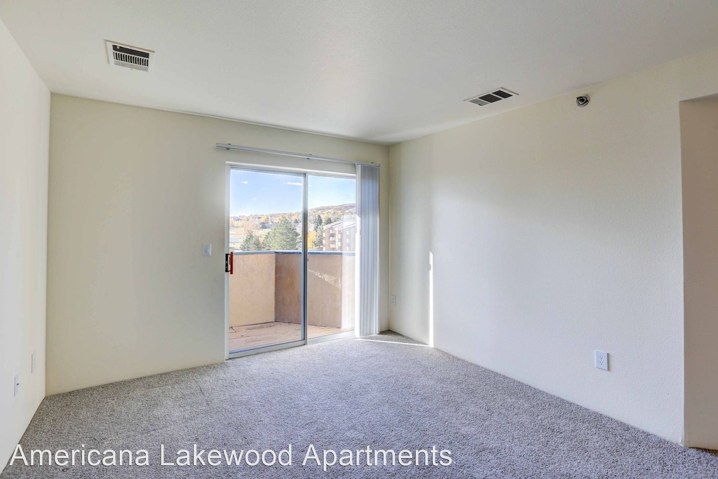 12598 W. Dakota Avenue - Photo 2