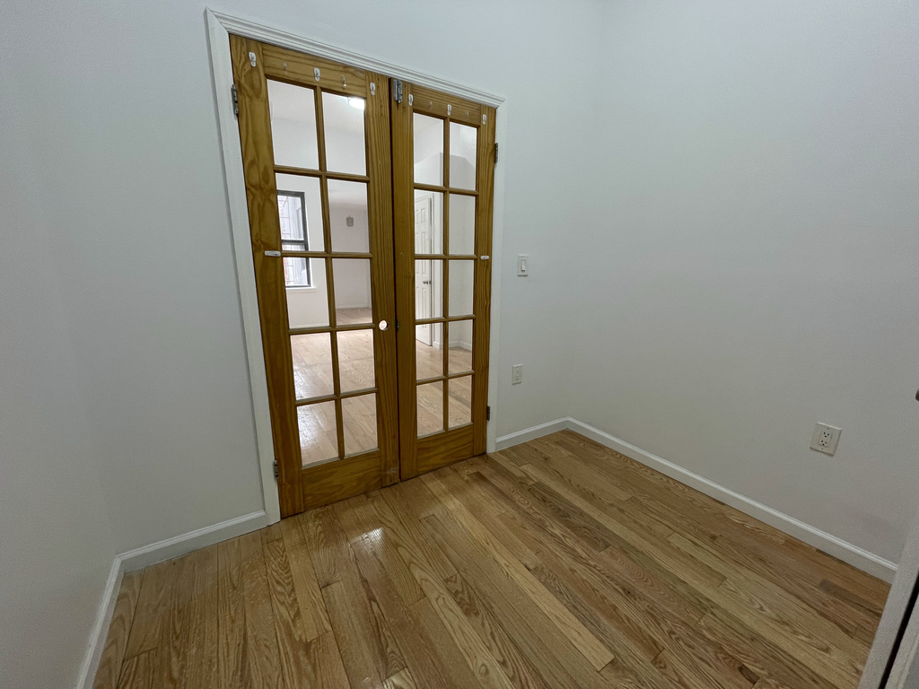 99 Morgan Avenue - Photo 3