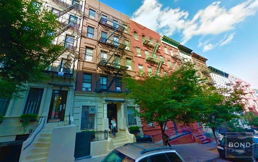 15 West 103rd Street - Photo 0