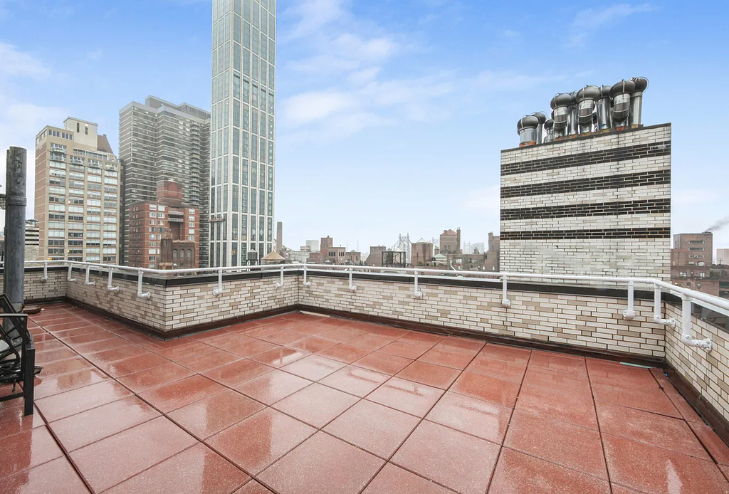 East 57th Street - Photo 15