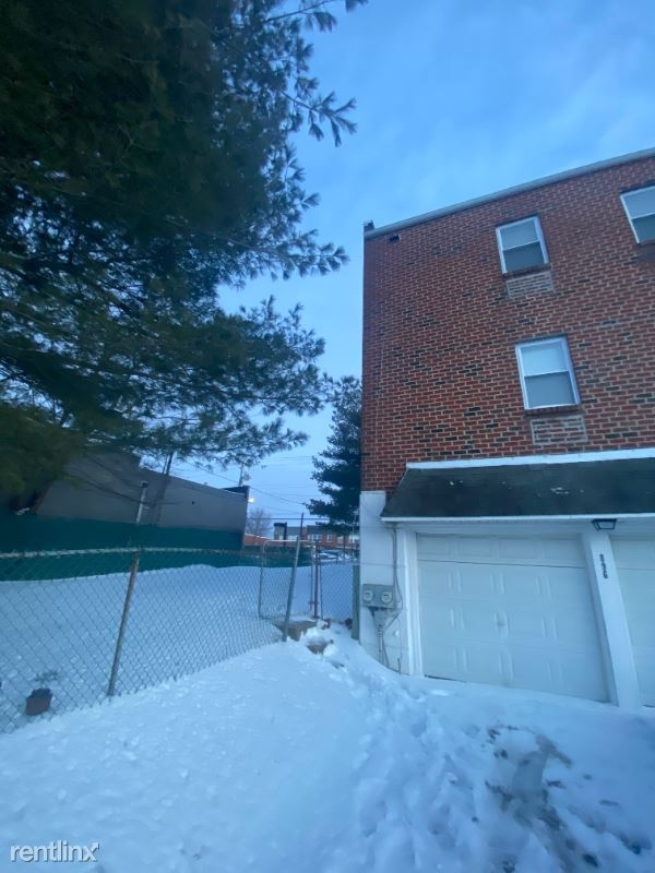 9896 Frankford Ave - Photo 1