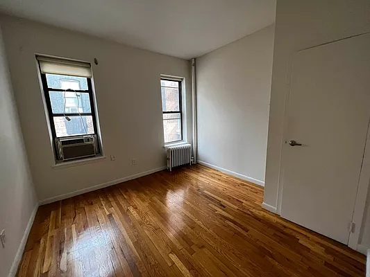 East 84th Street - Photo 2