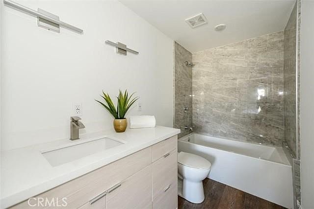 1245 N New Hampshire Ave #2 - Photo 8