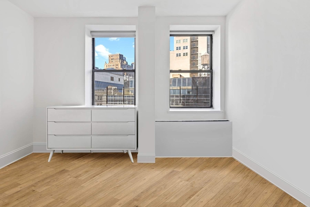 50 West 34th Street - Photo 10