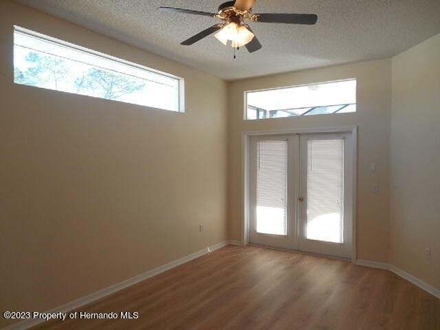 13340 Spring Hill Drive - Photo 4