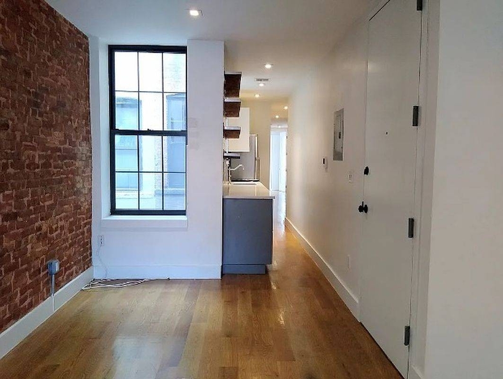 65 Irving Avenue - Photo 10