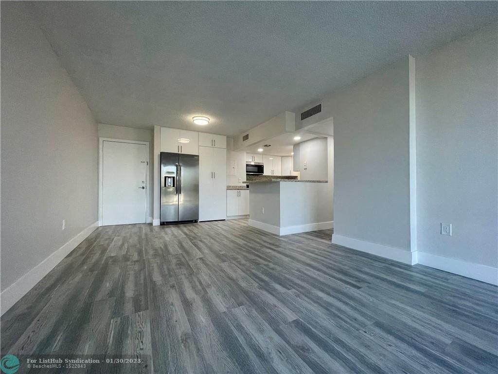 8850 Fontainebleau Blvd - Photo 6