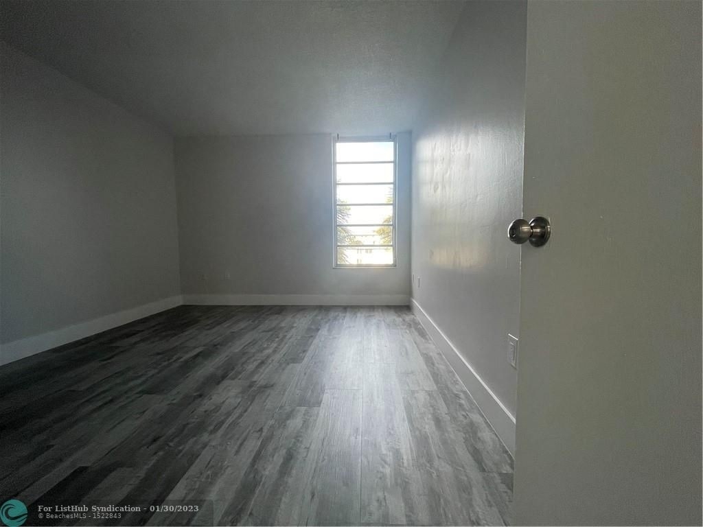 8850 Fontainebleau Blvd - Photo 17