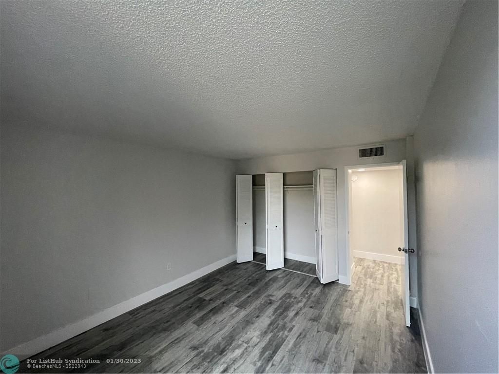 8850 Fontainebleau Blvd - Photo 13