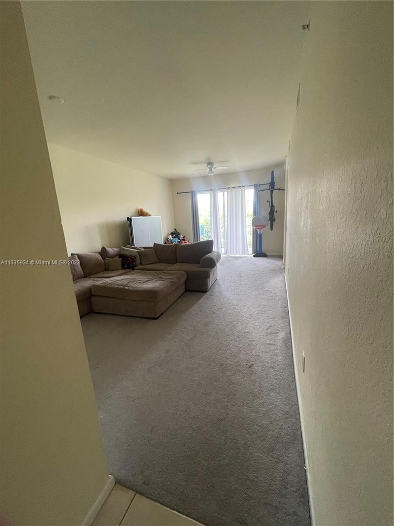 3600 Oaks Clubhouse Dr - Photo 15