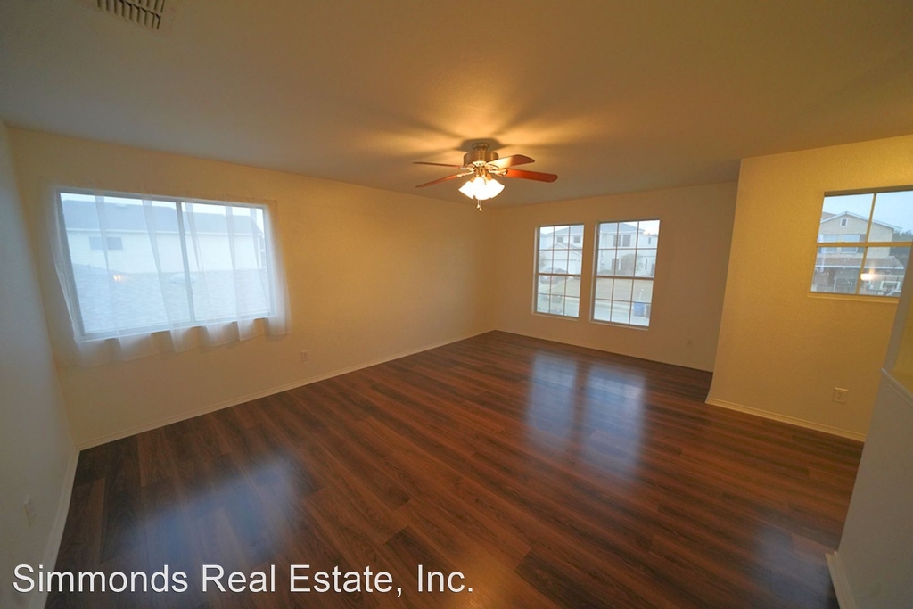 221 Willow Branch - Photo 22