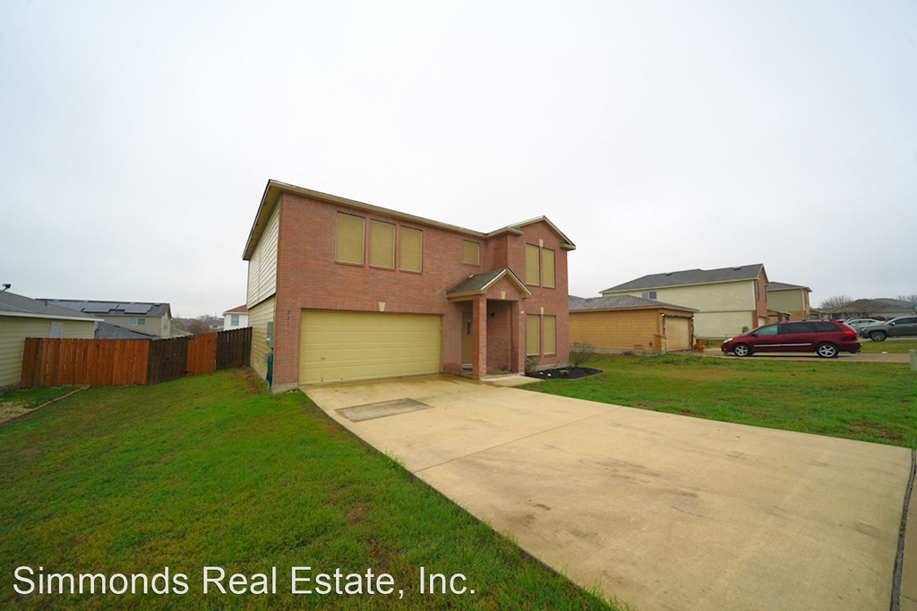 221 Willow Branch - Photo 3