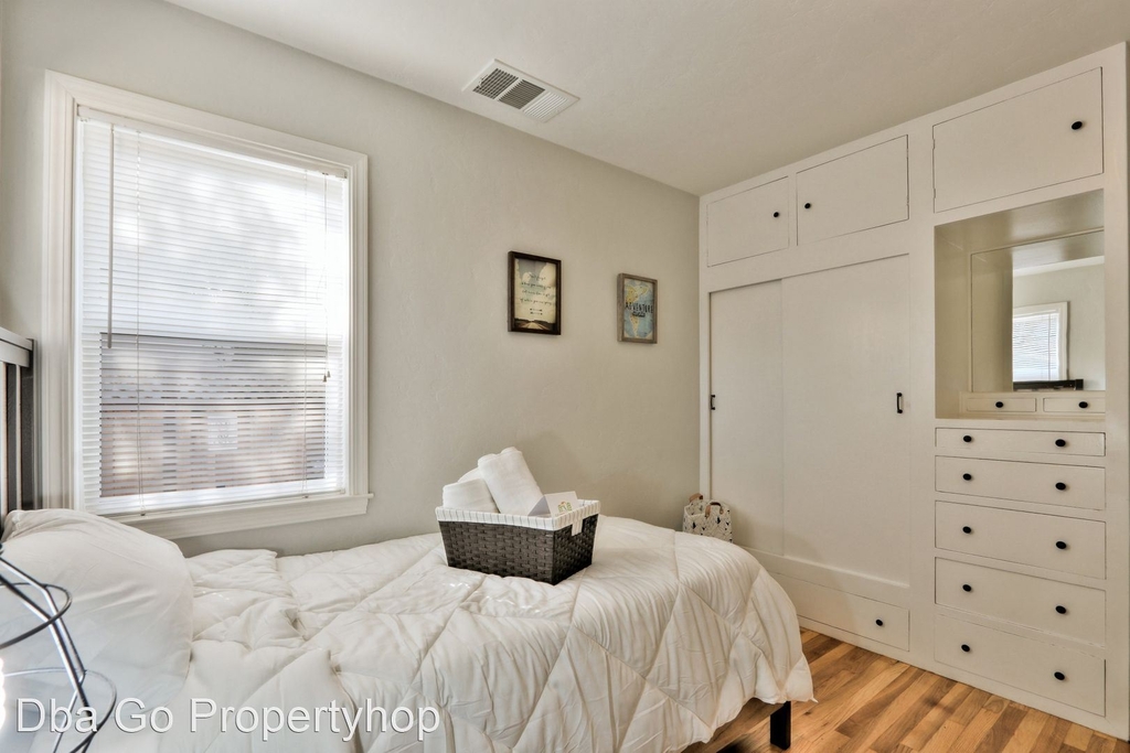 524 Irving Ave - Photo 31