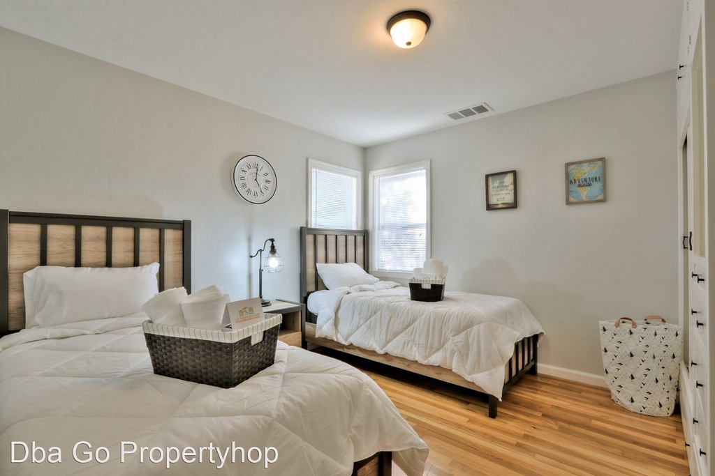 524 Irving Ave - Photo 6