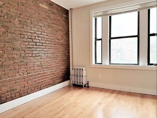 219 East 17th Street - Photo 1